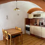 U Synagogy Апартаменты