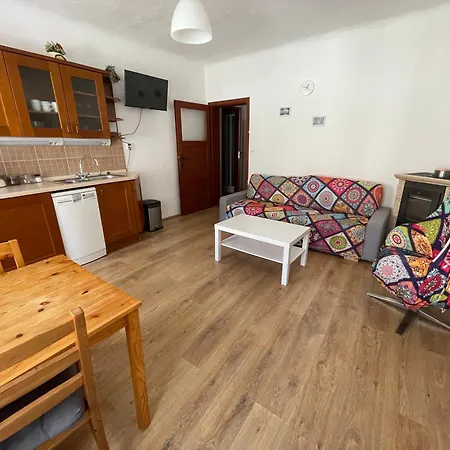 U Synagogy Apartmán *